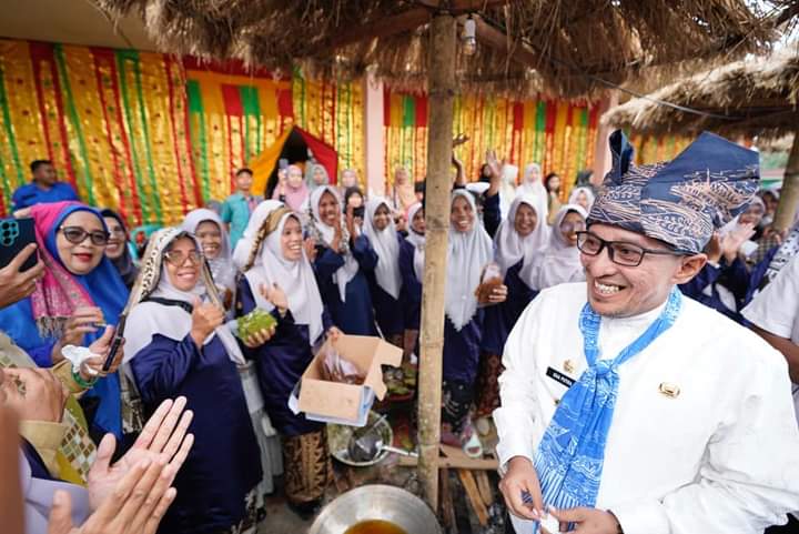 Progul Makan Randang Berhasil, 161 UMKM di Tanah Datar&nbsp;Terbantu