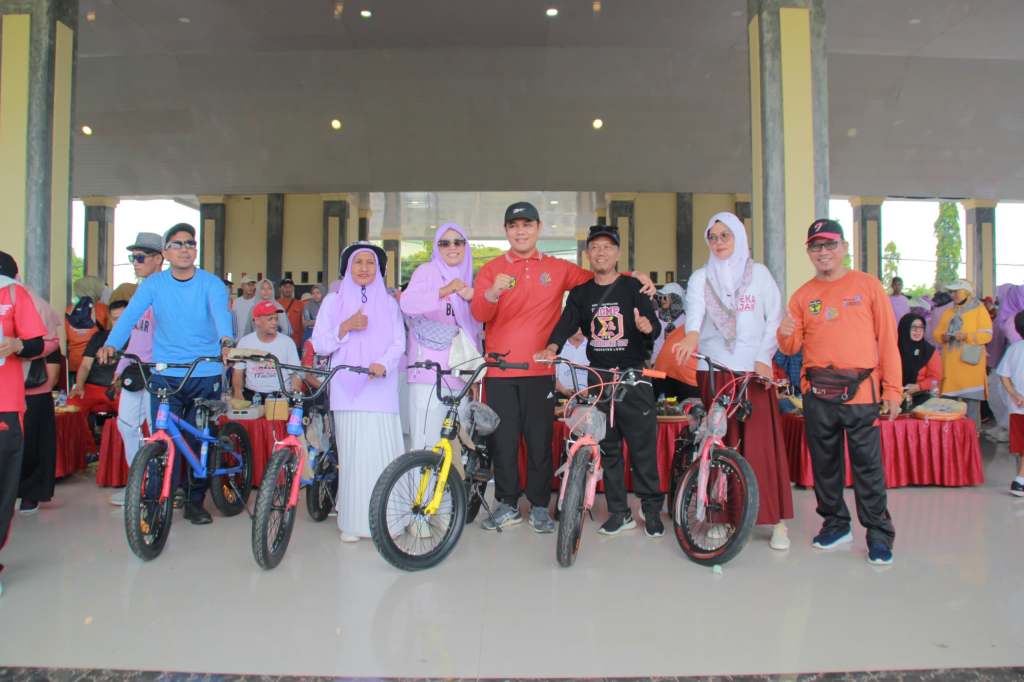 Semarakkan Hardiknas, Pemkab Luwu Gelar Senam dan Jalan&nbsp;Sehat