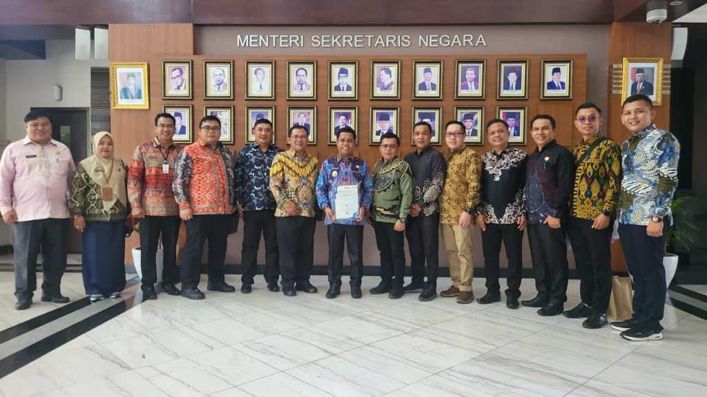 Mendapatkan Predikat Terbaik SPBE, Bupati Lebong Kopli Ansori Diundang ke Istana Negara&nbsp;RI
