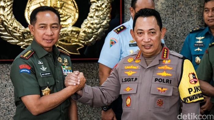Survei Litbang Kompas: TNI-Polri Jadi 2 Lembaga dengan Citra Positif&nbsp;Teratas
