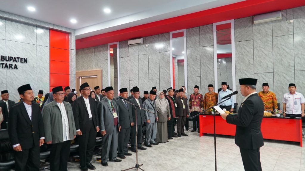 Gubernur Rohidin Lantik Langsung Dewan Pengawas, Hakim dan Panitera MTQ XXXVI Provinsi&nbsp;Bengkulu
