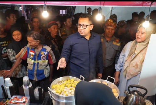 Kunjungi Pasar Jadoel Prajuritkulon Kota Mojokerto, Mas Pj Apresiasi Kreativitas&nbsp;Pokdarwis