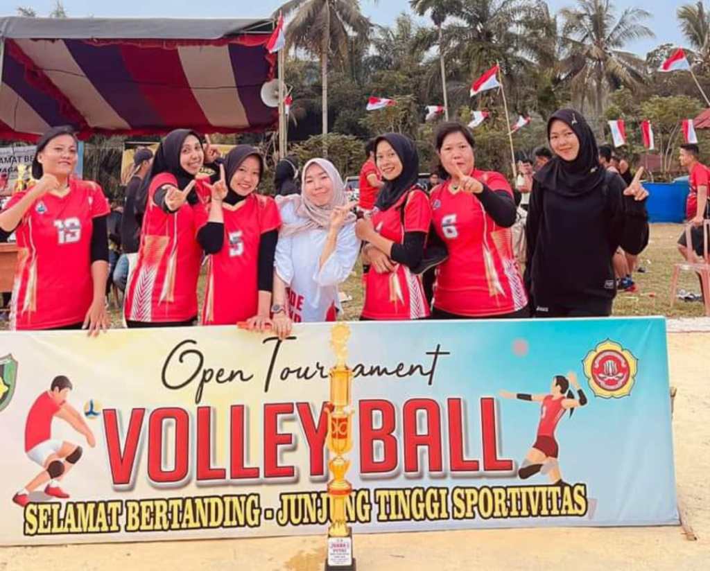 Turnamen Voli Ball Desa Tanggo Raso Berakhir: Beriang Tinggi B dan Padang Serasan B Raih Gelar&nbsp;Juara
