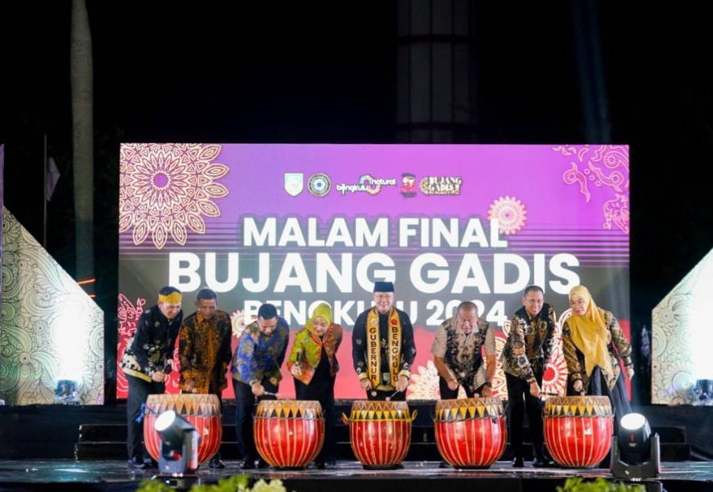 Grand Final Bujang Gadis Bengkulu 2024, Gubernur Rohidin Harap Mampu Cetak Generasi Muda&nbsp;Berkualitas