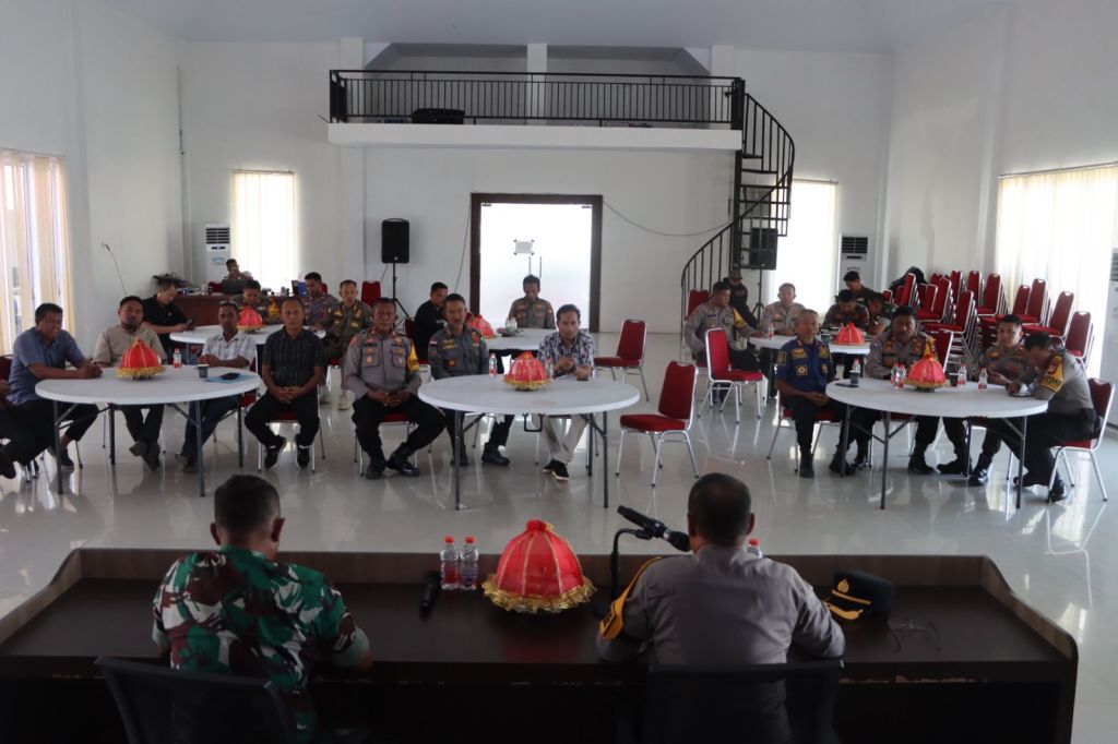 Jelang Pengundian Nomor Urut Paslon Bupati Luwu, Polres Luwu Gelar Rapat Koordinasi Untuk Jamin Stabilitas&nbsp;Keamanan